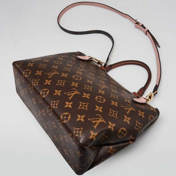 Louis Vuitton Monogram Canvas Marignan Messenger Bag - Picture 4 of 12